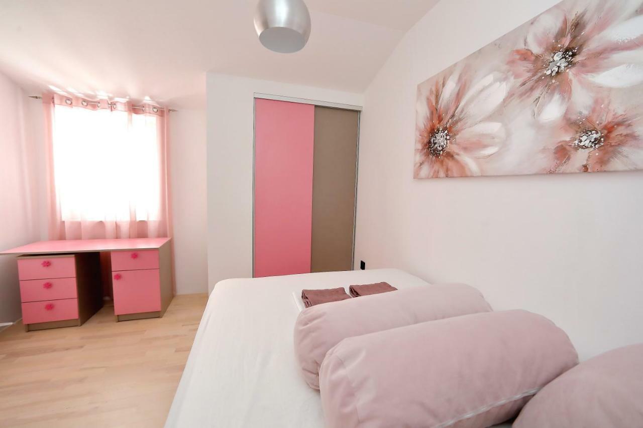 Apartments Neli Bibinje Extérieur photo